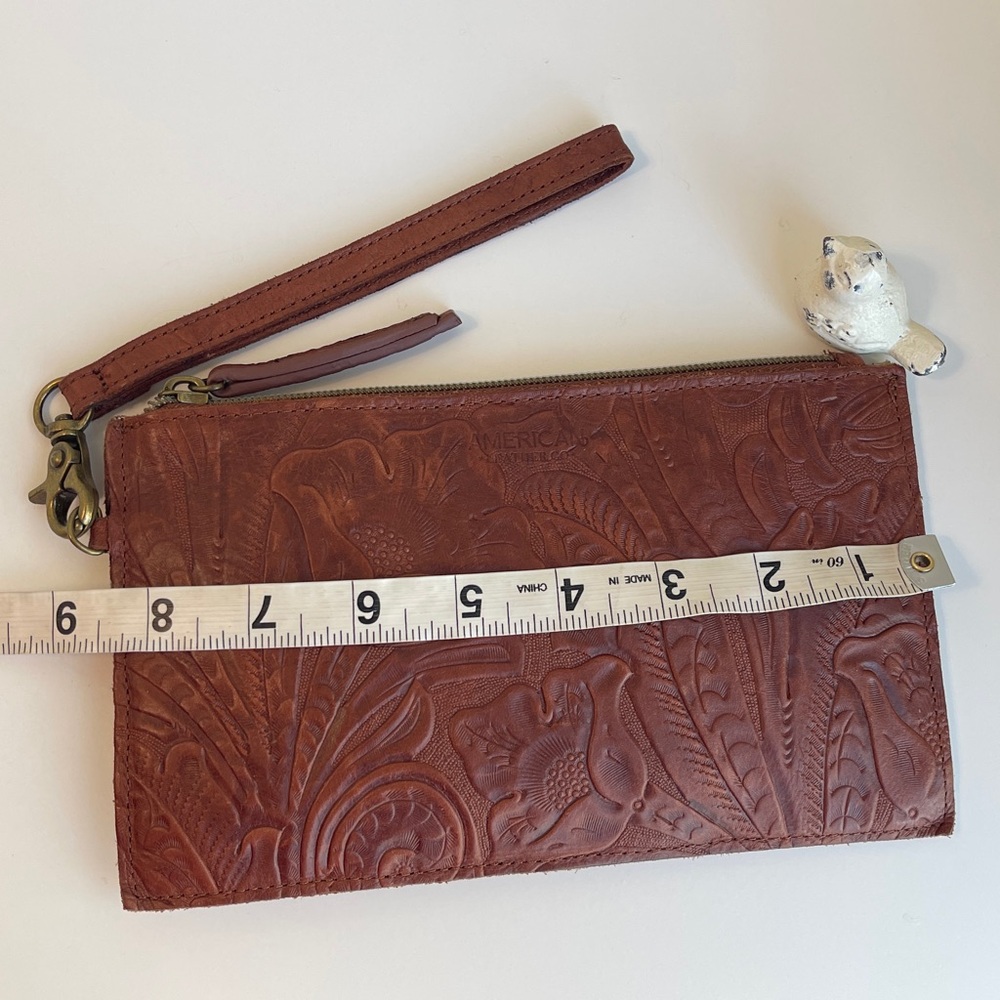 American Leather Co. Genuine Leather Wristlet - Picture 6 of 11
